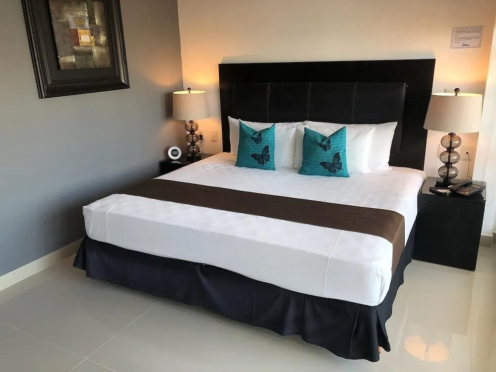 Suites Malecon Cancún Mexiko