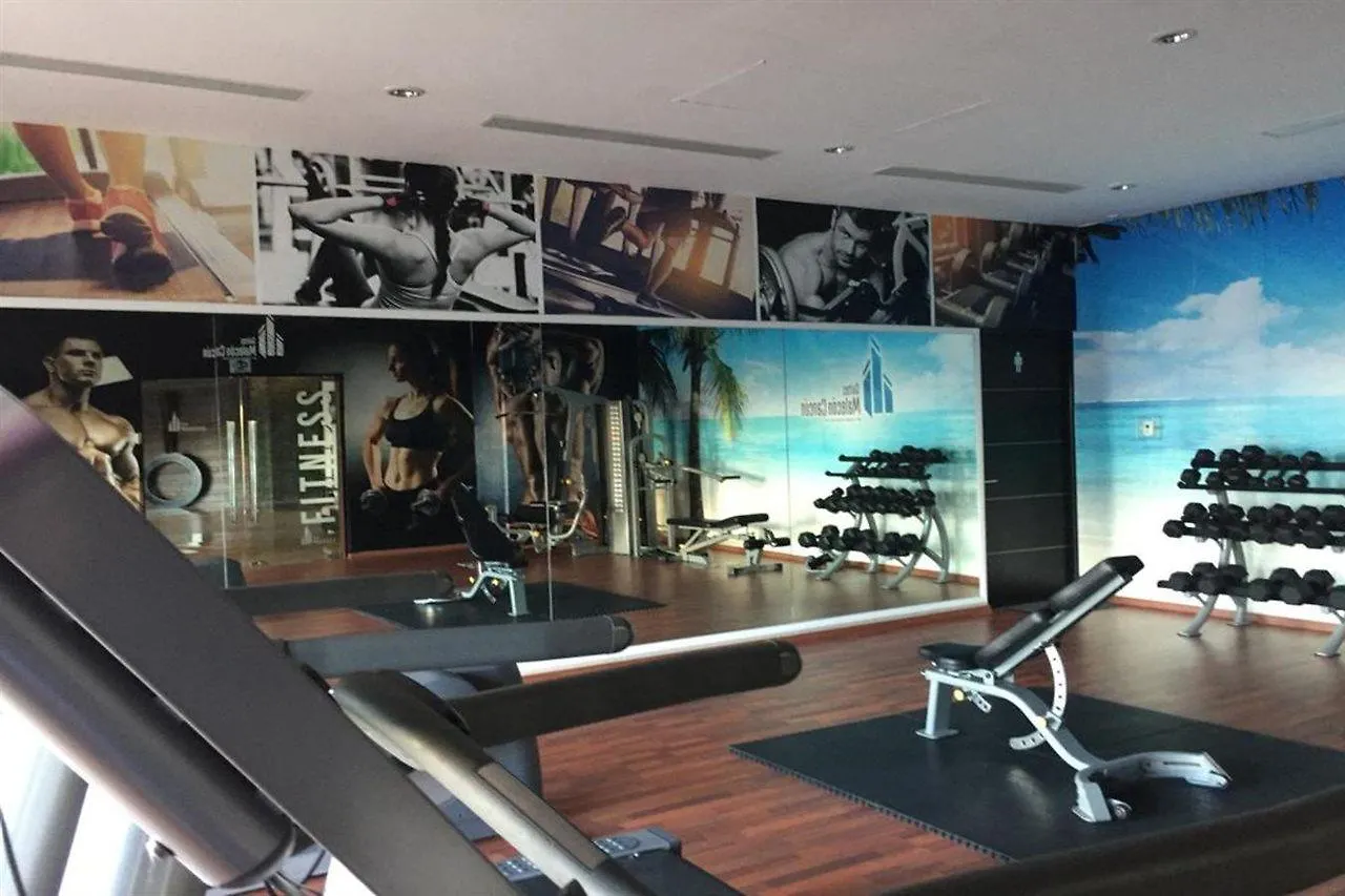 Suites Malecon Cancun