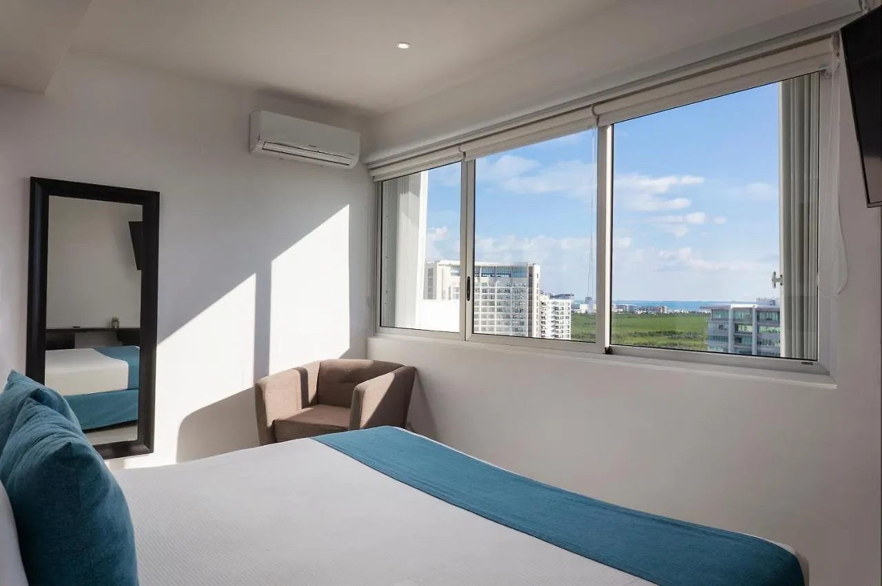 Suites Malecon Cancun 4*,  Mexico