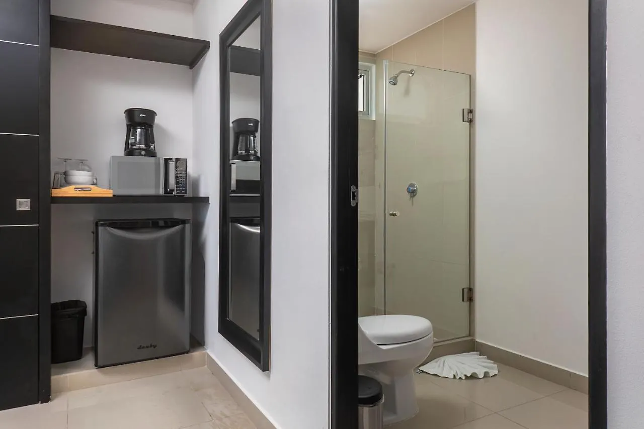 Hotel Suites Malecon Cancun